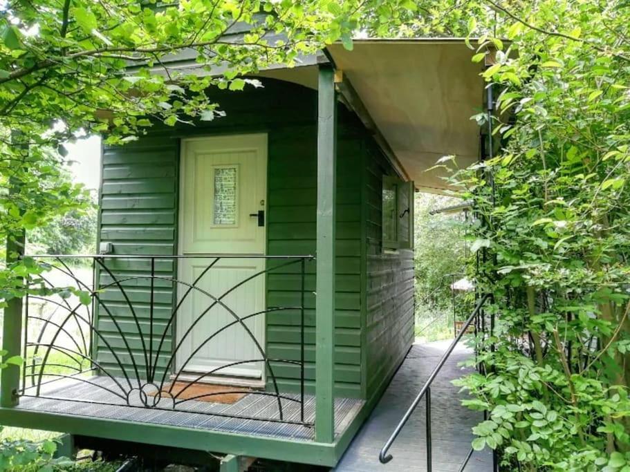 Penn Bergeyn Shepherd'S Huts Exeter Bagian luar foto